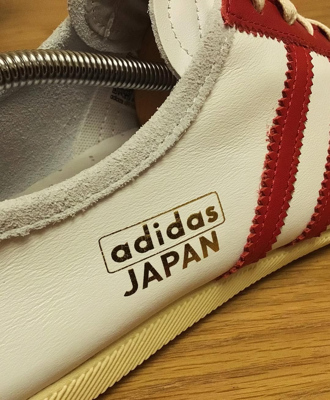 adidas Japan Cloud White Power Red blanche et rouge IH3659 (4)