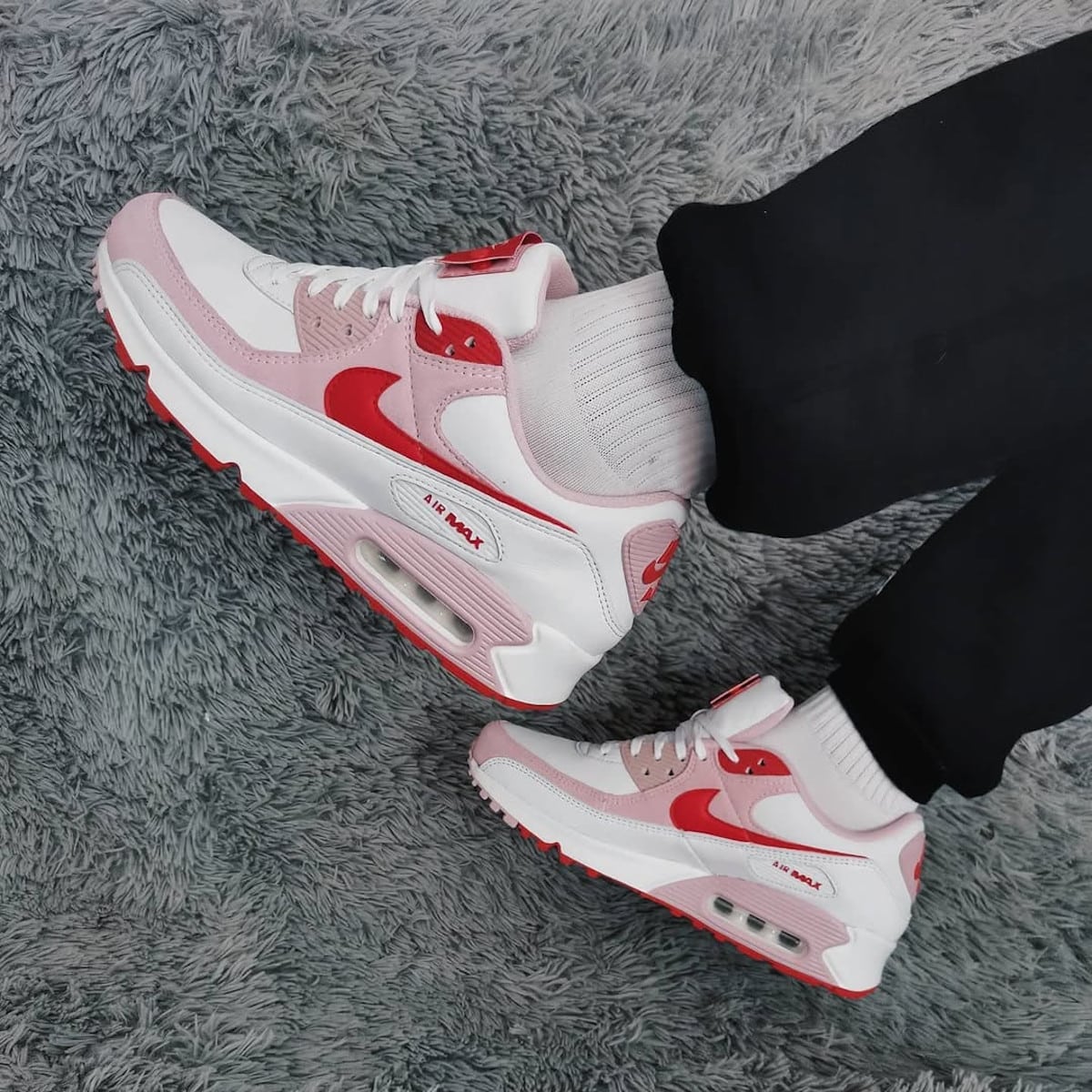 2021 Nike Air Max 90 Valentines Day Love Letter 2021 @zanthiagoc (1)