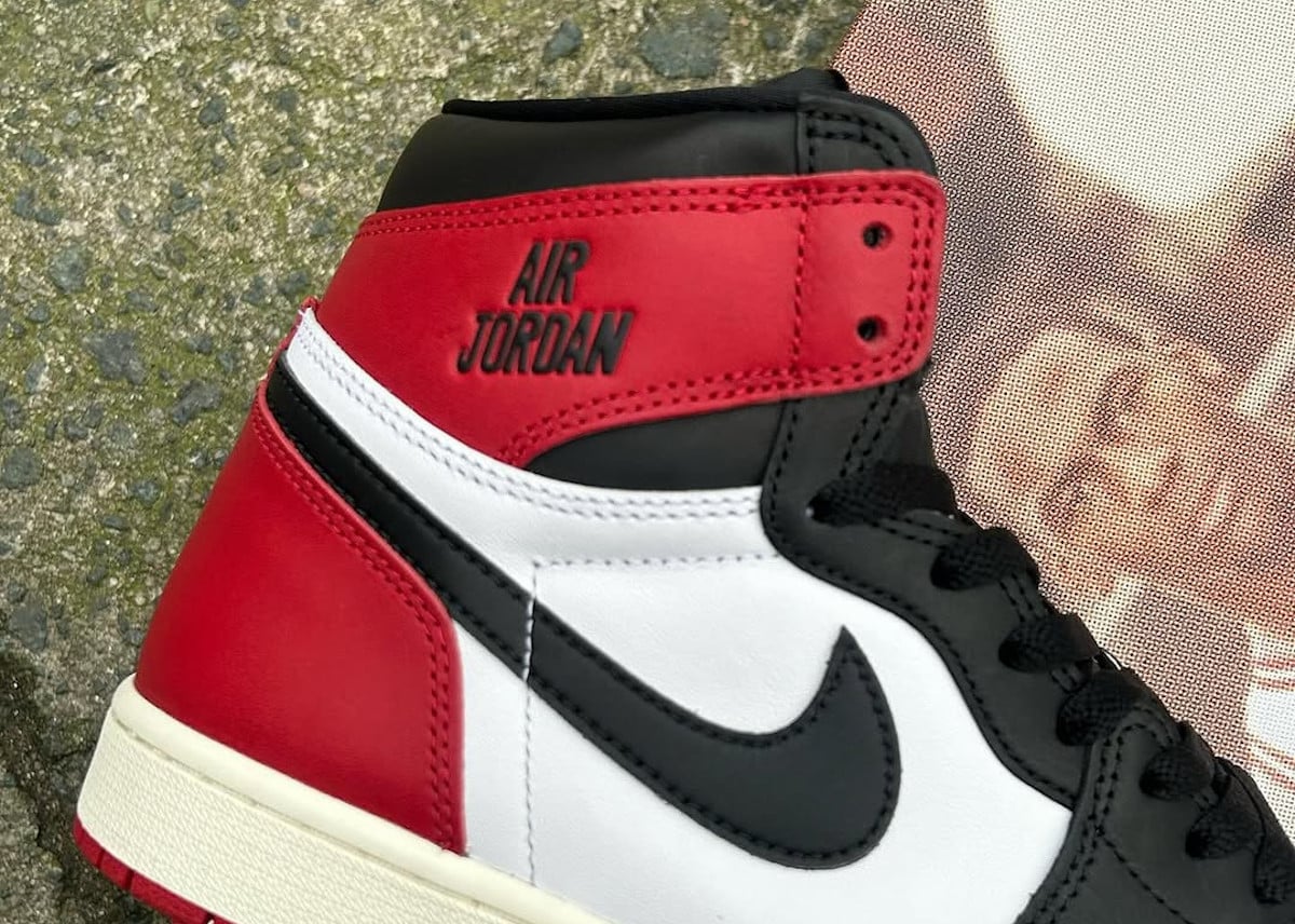 Air Jordan 1 Black Toe bout noir 40 ans (couv)