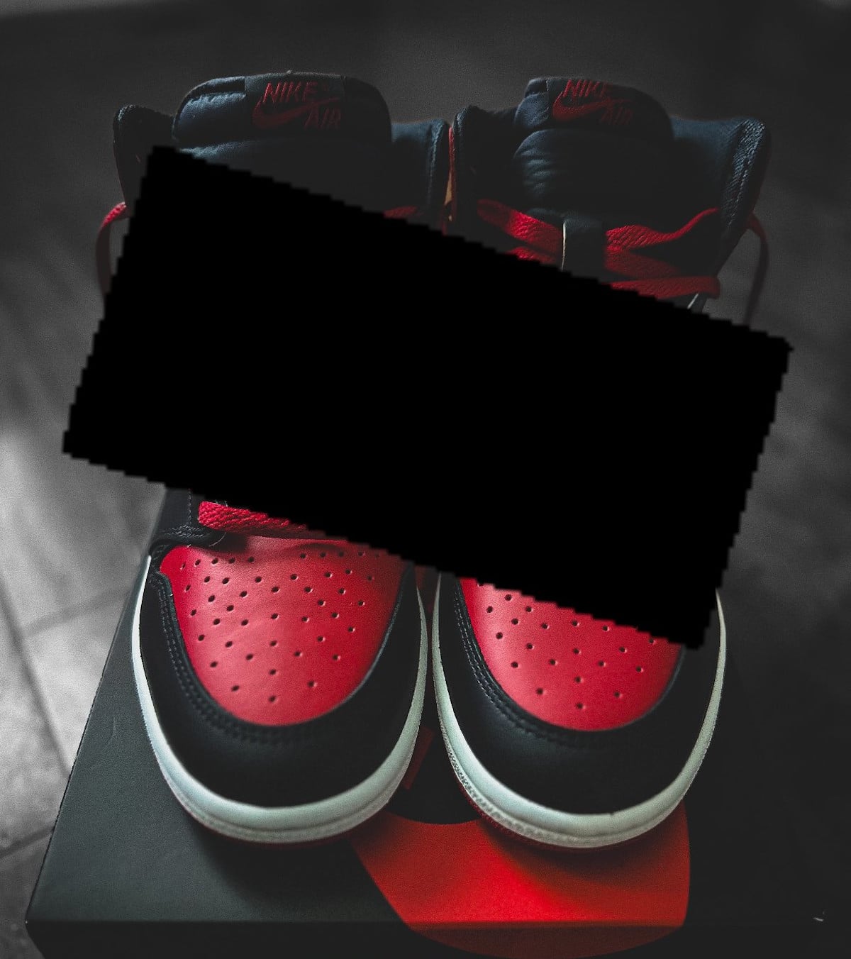 Air Jordan 1 Bred Rouge et Noir Bannie réédition anniversaire (2)