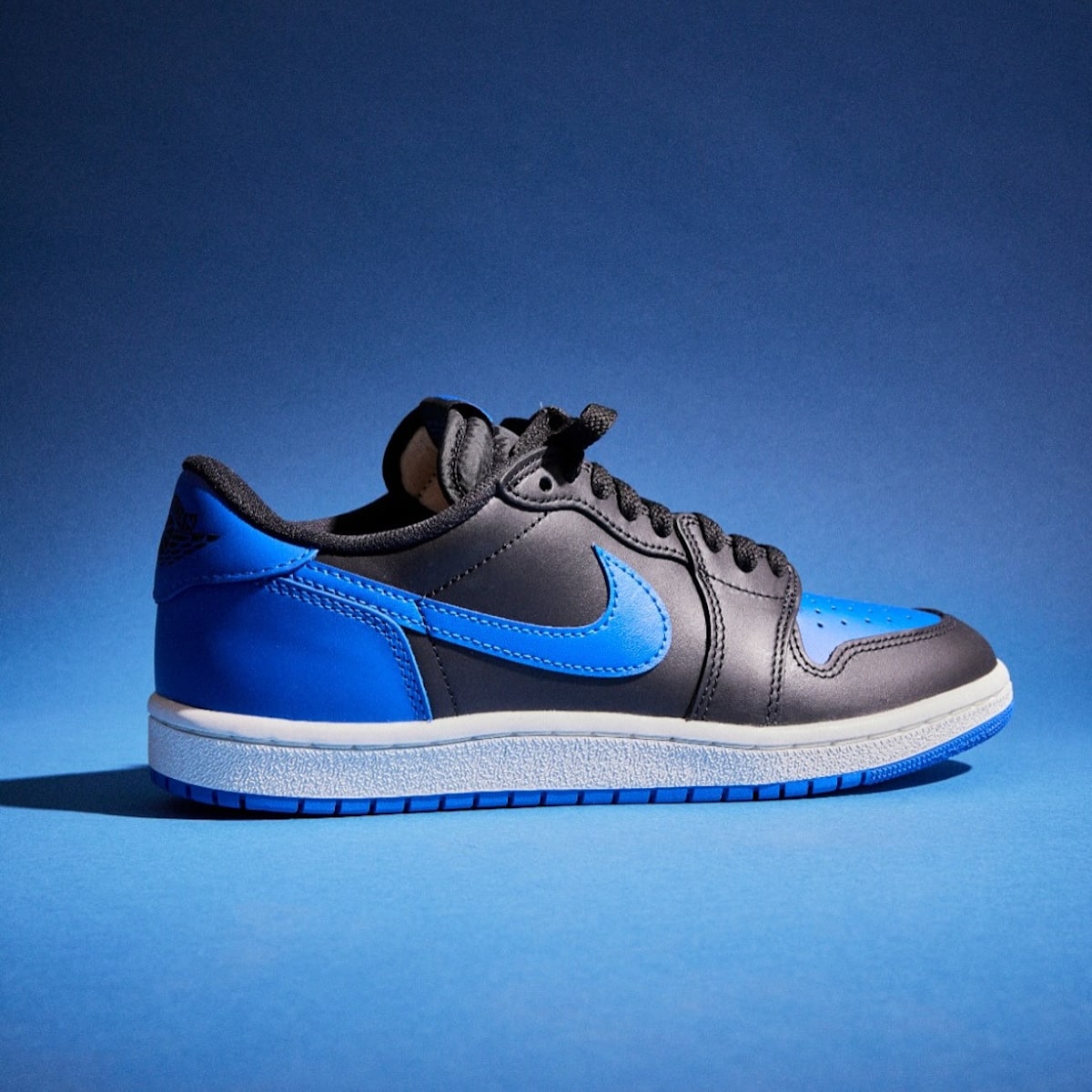 Air Jordan 1 Low OG 1985 noir et bleu royal IB1981-004 (4)