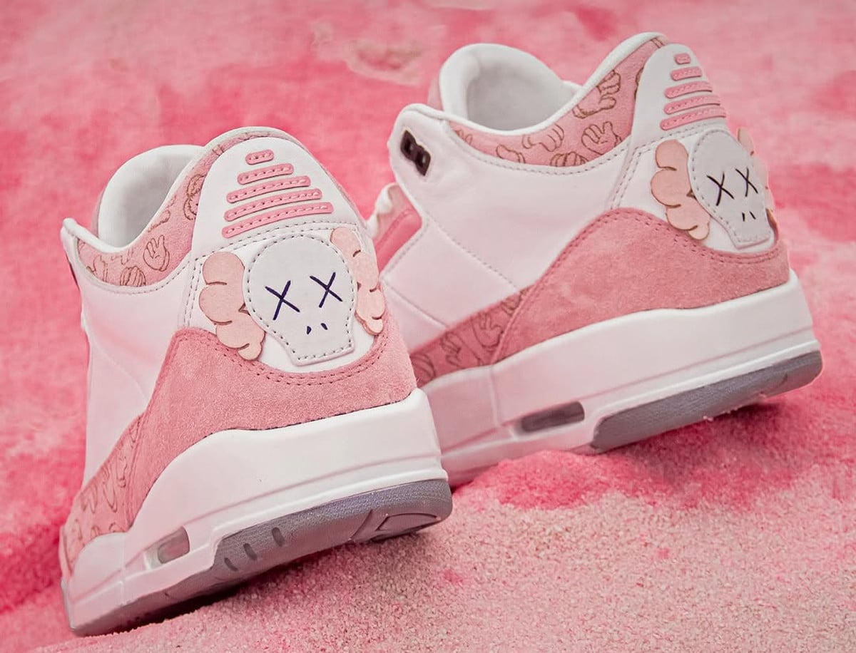 Air Jordan 3 Pink Kaws 2025 (3)