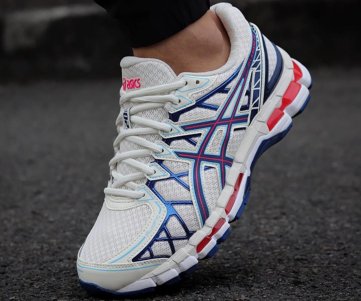 Asics Gel Kayano 20 Cream Deep Marine 2025 on feet