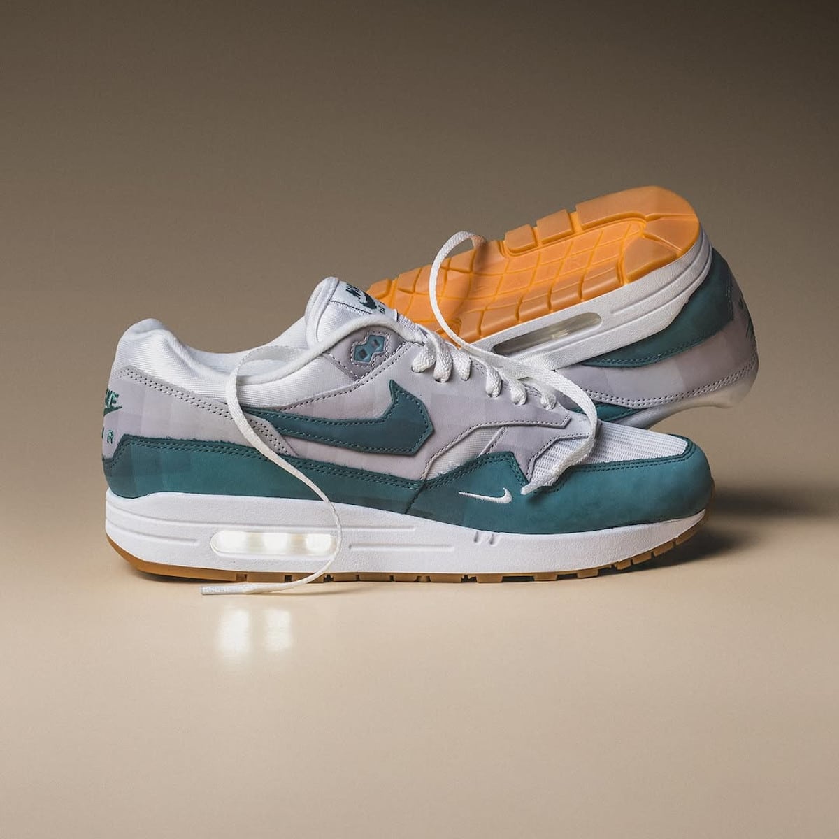 Nike Air Max 1 Low Poly White Cannon Neutral Grey HV1940-100 (5)