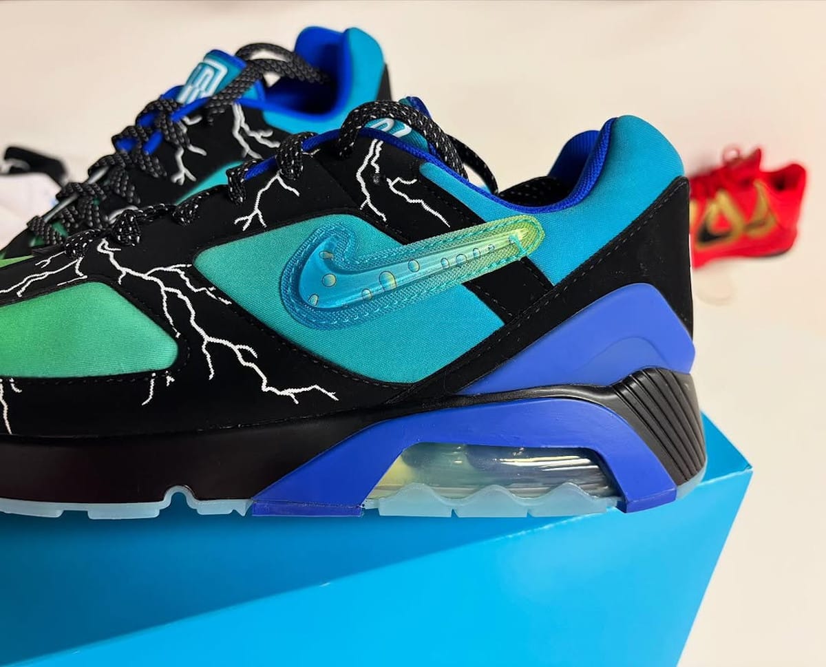 Nike Air Max 180 Doernbecher 2025 (6)