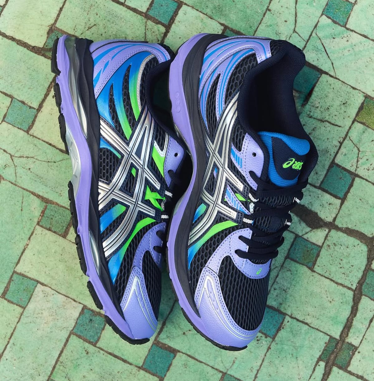 chaussure Asics Gel Sekiran Evangelion 1203A782-400