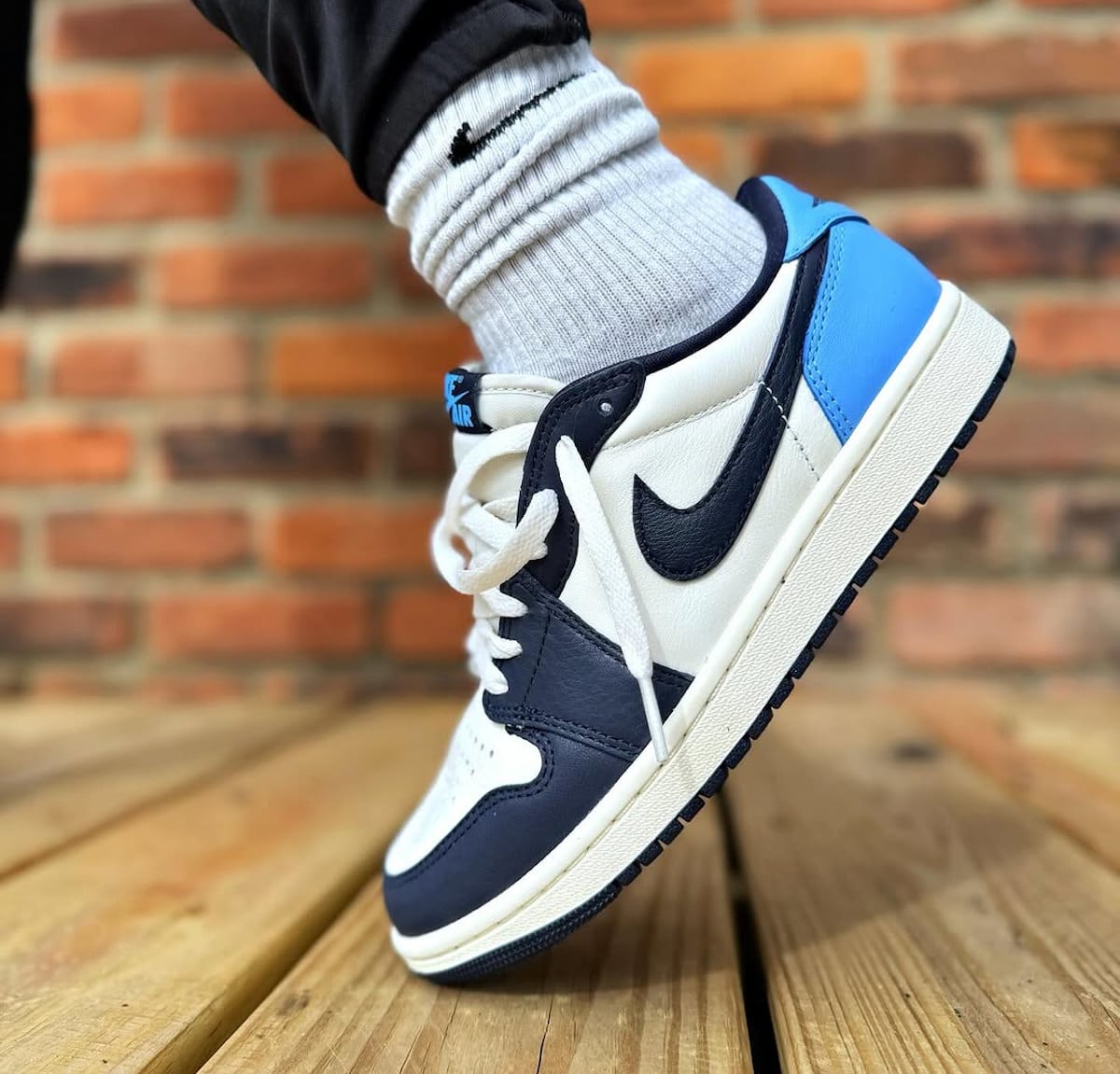 Air Jordan 1 Low Obsidian on feet CZ0790-400