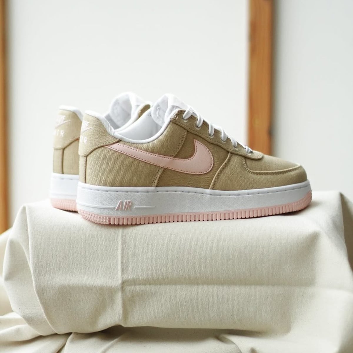 Nike Air Force 1 Retro LL QS beige lin HV2021-200 (5)