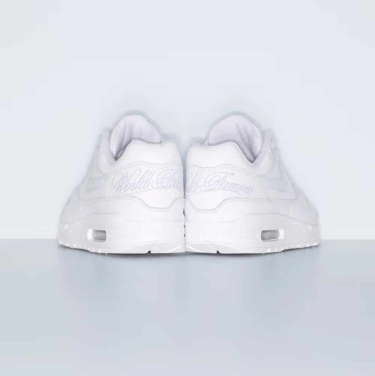 Nike Air Max 1 Supreme en cuir blanc HF8813-100 (1)