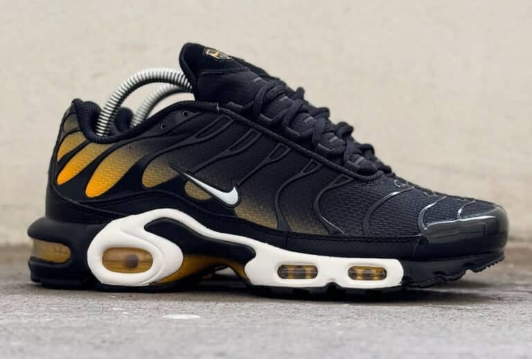 Nike Air Max Plus dégradé noir et jaune doré DM0032-013 (couv)