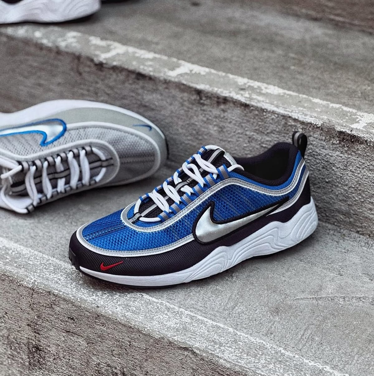 Nike Air Zoom Spiridon noire et bleu HF9117-400 (1)