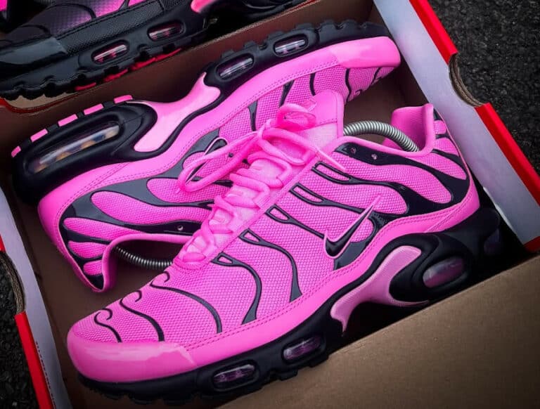 Nike TN Playful Pink Black HJ9743