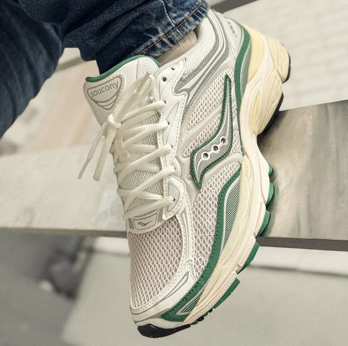 Saucony Pro Grid Omni 9 Ivory Green @simon.steenberg