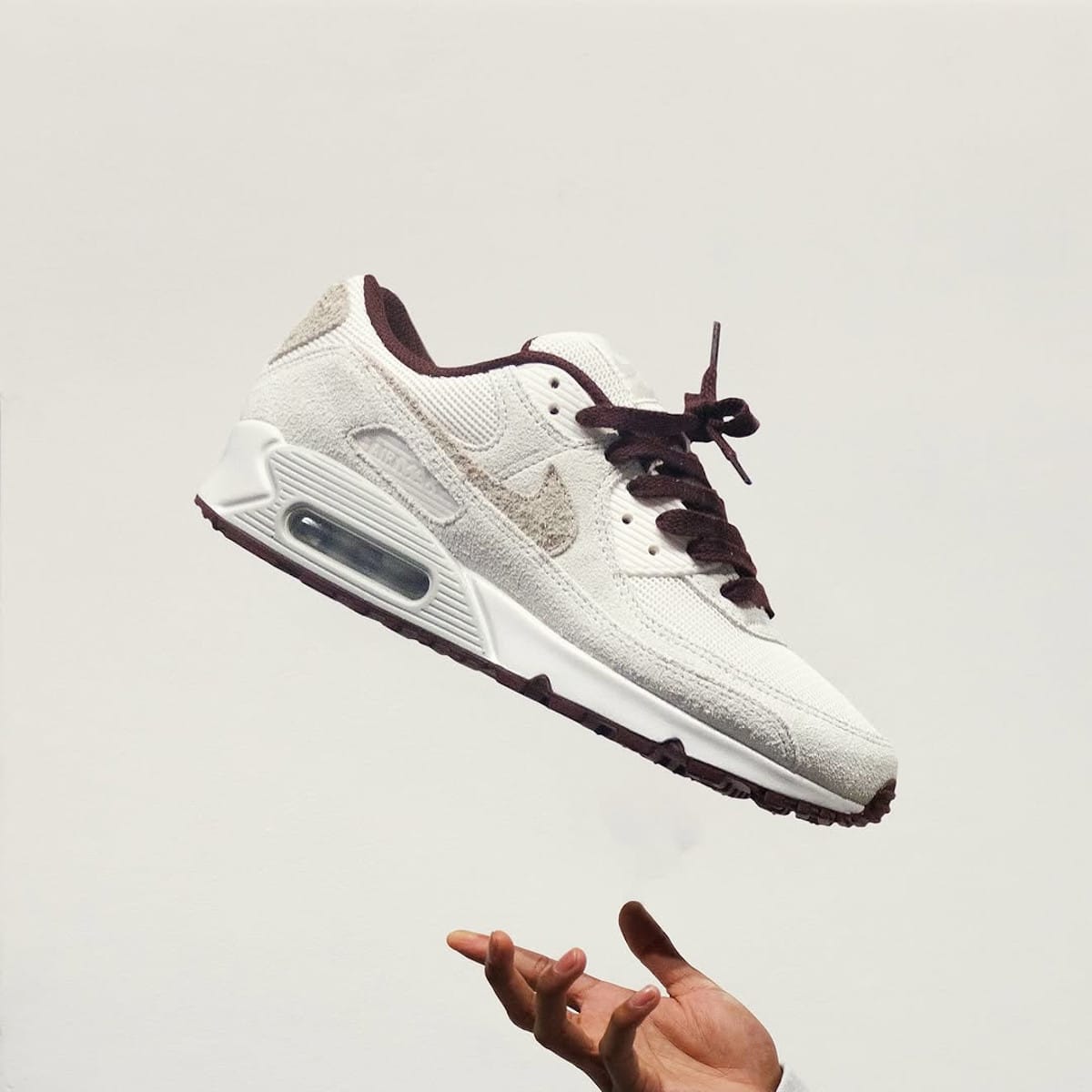 aperçu des chaussures Nike Air Max 90 Burgundy Crush HQ1712-001 (3)